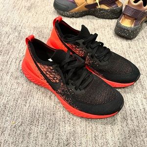 Nike epic react size 11